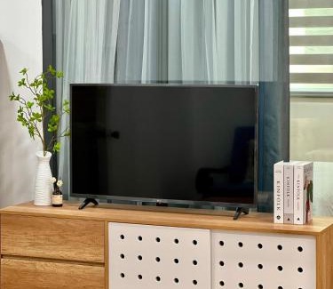 Little Japan Apartment | Avila Apartment - Central District 1