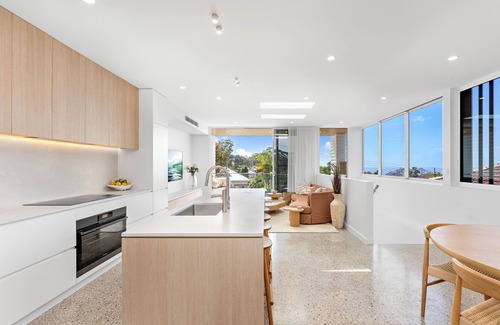 Thirroul House | Avista Thirroul. A Designer Coastal Retreat on the South Coast of NSW