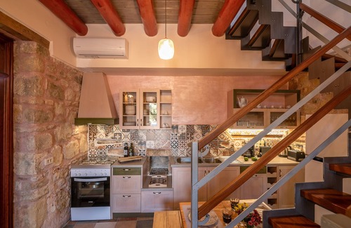 Sirili House | Avocado villa Fivos - Traditional Cretan destination