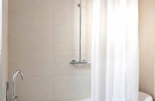Hamilton Hotel | Avonbridge Hotel