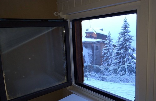 Avoriaz Condo | Avoriaz, Thuya, 2 rooms, 4 p, listed building, quiet, ski in, renovated