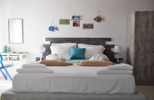 Kalamaki House | Avra Suite Stelani Villas & Suites