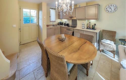 Saint-Laurent-de-la-Cabrerisse House | Awesome Home In Saint-Laurent-De-La-Cabrerisse