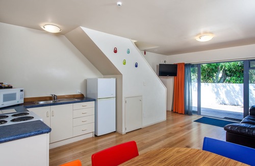 Whakatane Hotel | Awa Motel