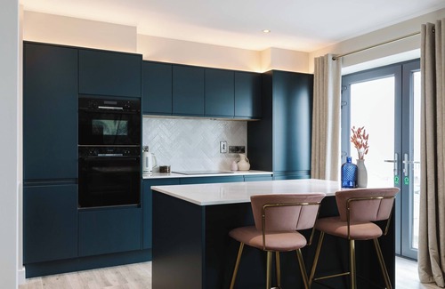 Portrush Apartment | Awaken your senses to The Amazon and leave feeling inspired & re-energised