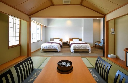 Awara House | Awara Kitagata Onsen Kohanso Hana Yurari