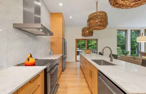 Meredith House | Award Winning Lake Waukewan Home sleeps 10 featured in Forbes Magazine