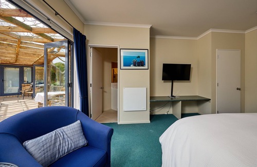 Hapuku Bed & Breakfast | Awatea Country B&B
