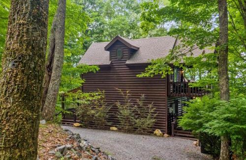 Blue Ridge House | Away From Everyday - Aska Adventure - Blue Ridge