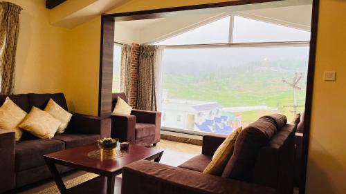 Ooty Ski Chalet | Away From Home - 7 - Home Stay Ooty, Entire 3BHK Villa