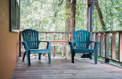 Blairsville House | Awe-Inspiring Views - Fireplace - Patio and King Bed