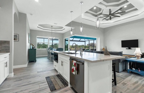 Charlotte Harbor House | 🥇 Awesome 3bd home with access to canal (CH899)