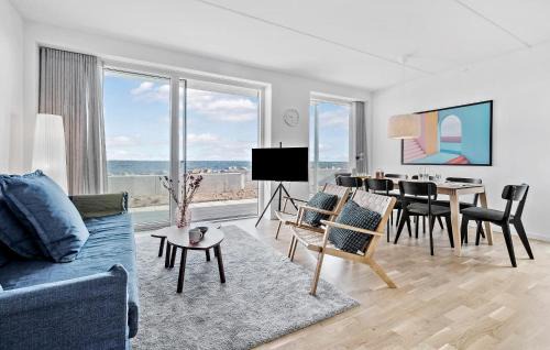 Tejn House | Awesome Apartment In Allinge With Wifi