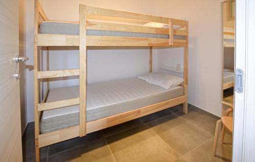 Ponte Rio House | Awesome Apartment In Terre Roveresche