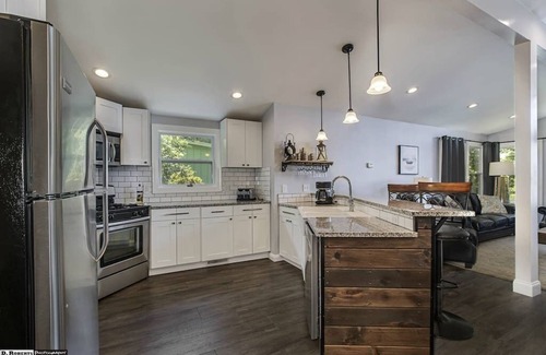 Decatur House | Awesome Chickamauga Lake House with Private Dock, Dog-friendly