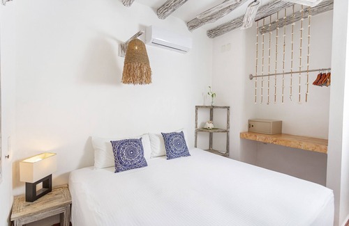 Isla Holbox Bed & Breakfast | Awesome CONDO- few steps from the beach!