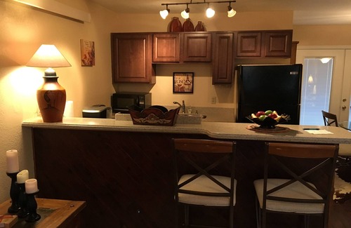 Ruidoso Condo | Awesome condo, great location, quiet area, completely updated, with wifi.& AC