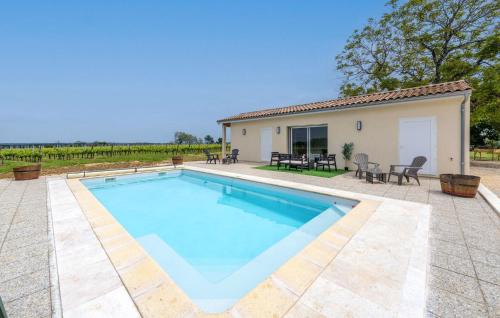 Belves-de-Castillon House | Awesome Home In Belves-De-Castillon