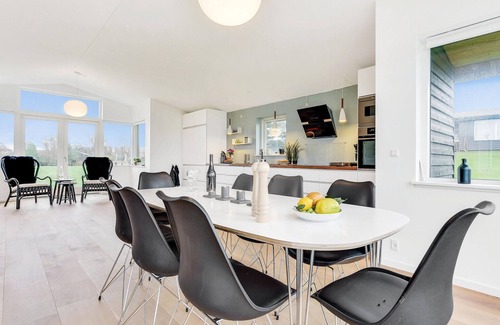 Asserballeskov House | Awesome home in Augustenborg with WiFi