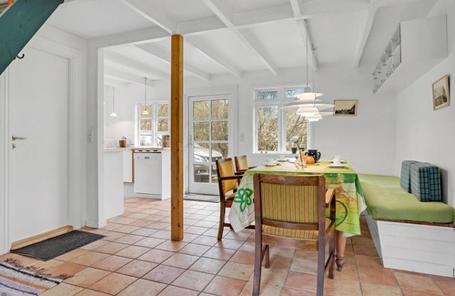 Bogense House | Awesome home in Bogense with kitchen