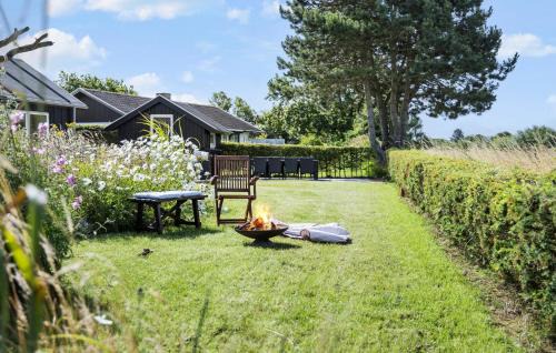 Skastrup Strand House | Awesome Home In Bogense With Wifi