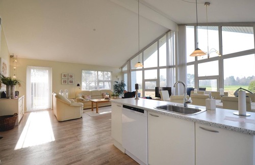 Øksenmølle House | Awesome home in Ebeltoft with WiFi