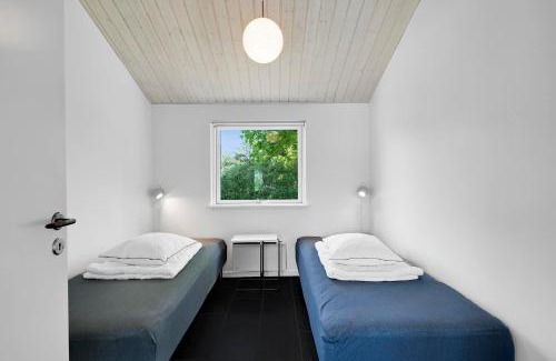 Ebeltoft House | Awesome Home In Ebeltoft With 3 Bedrooms, Internet And Sauna