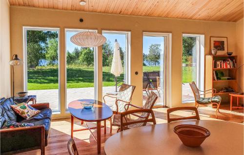 Eksjo Municipality House | Awesome Home In Ecksjö With Wifi