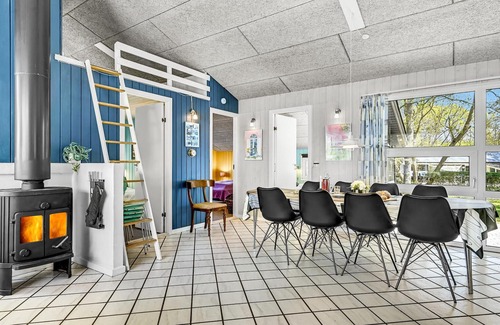 Fjellerup Strand House | Awesome home in Glesborg with kitchen