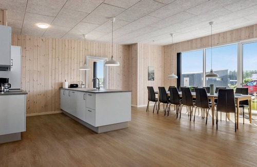 Grenaa House | Awesome home in Grenaa with sauna