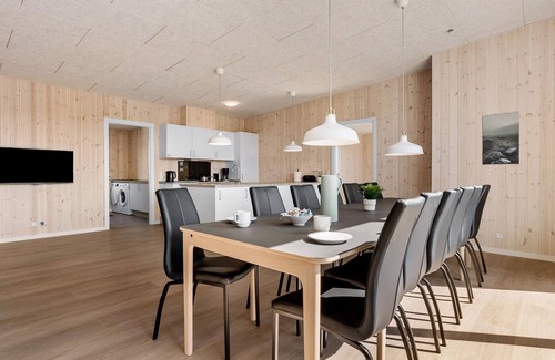 Grenaa House | Awesome home in Grenaa with sauna