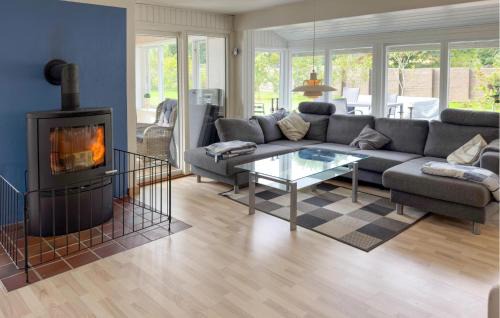 Nørre Hurup House | Awesome Home In Hadsund With Wifi