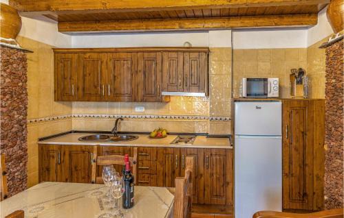 Mecina Bombaron House | Awesome Home In Mecina Bombarón