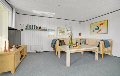 Millinge House | Awesome Home In Millinge With Wifi