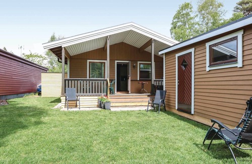 Nybrostrand House | Awesome home in Nybrostrand with WiFi