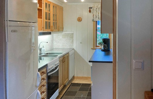 Sarna House | Awesome home in Särna with lake view