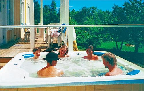 Vintjarn House | Awesome Home In Svärdsjö With Sauna