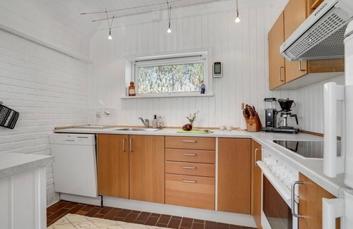 Vorupør House | Awesome home in Thisted with kitchen