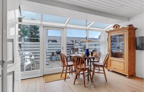 Vejers House | Awesome Home In Vejers Strand With Wifi