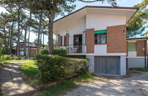 Lignano Pineta House | Awesome home in Lignano Pineta (UD)