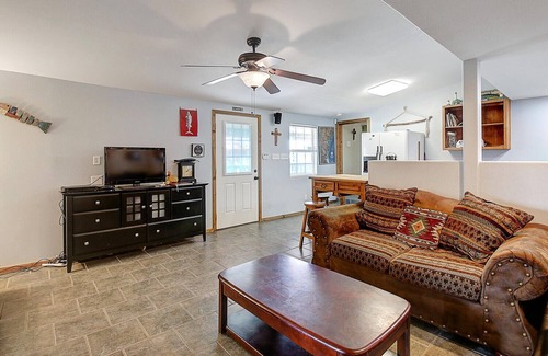 Leeward Sands House | Awesome home right next to the city pool with plenty of boat parking.