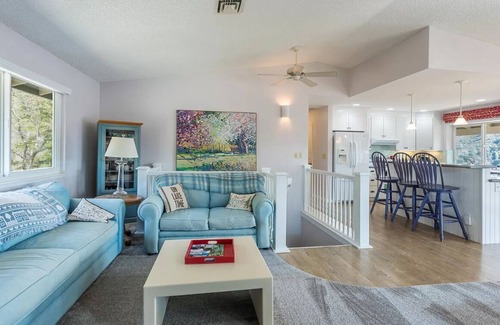Lakehead House | Awesome Lakeview Home, 4 Bedrooms, 3 Bath - Shasta Lakeshore Retreat #18