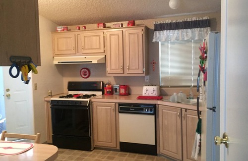 Parker Strip House | Awesome LONG TERM Snowbird Rental Spacious 2 Bedroom 2 Bath Mobilehome