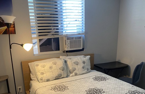 Vernon Apartment | Awesome stay in LA