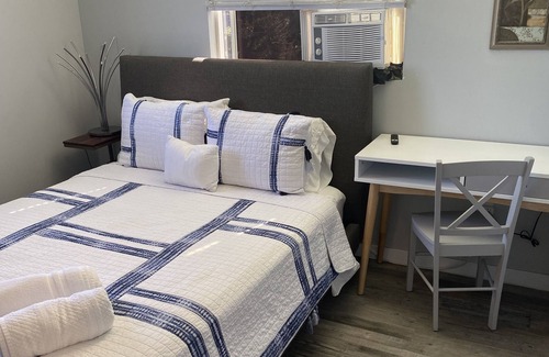 Vernon Apartment | Awesome stay in LA
