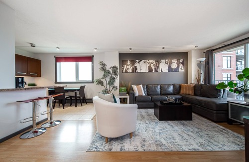 North Central Edmonton Condo | Awesome view, clean stylish decor, and undergound parking