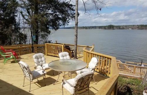 Wetumpka House | AWESOME view on lakefront property w/decks and dock on Lake Jordan