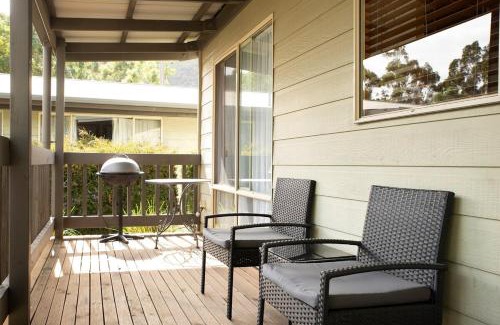 Halls Gap Villa | Awonga Cottages - Banksia 1Br