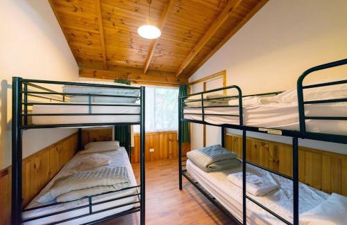 Halls Gap Villa | Awonga Cottages - Protea 2Br