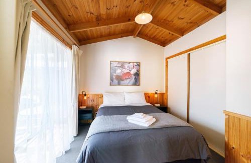 Halls Gap Villa | Awonga Cottages - Wattle 1Br
